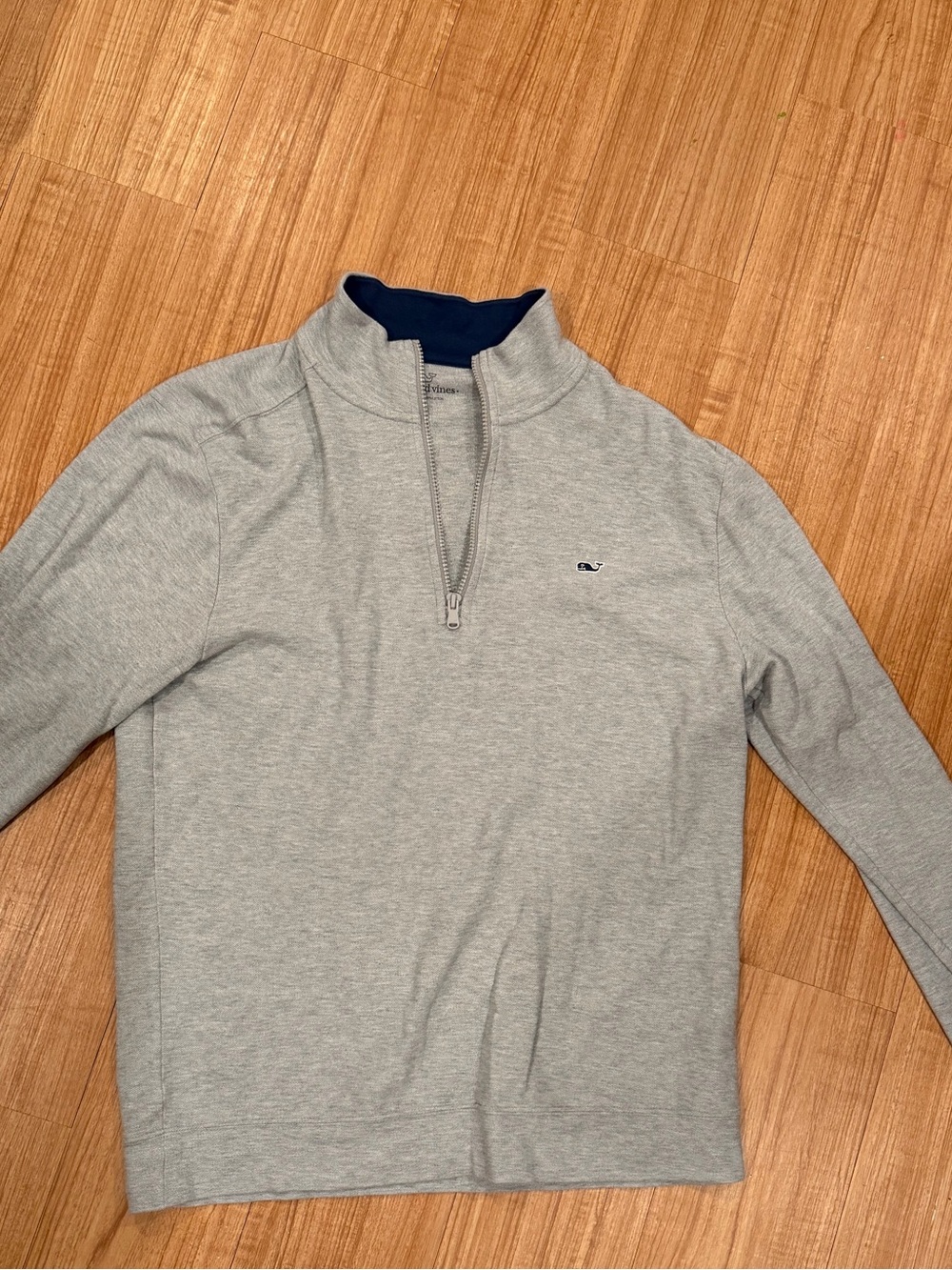 Vineyard Vines Light Gray Quarter-Zip Sweater with Navy Trim
